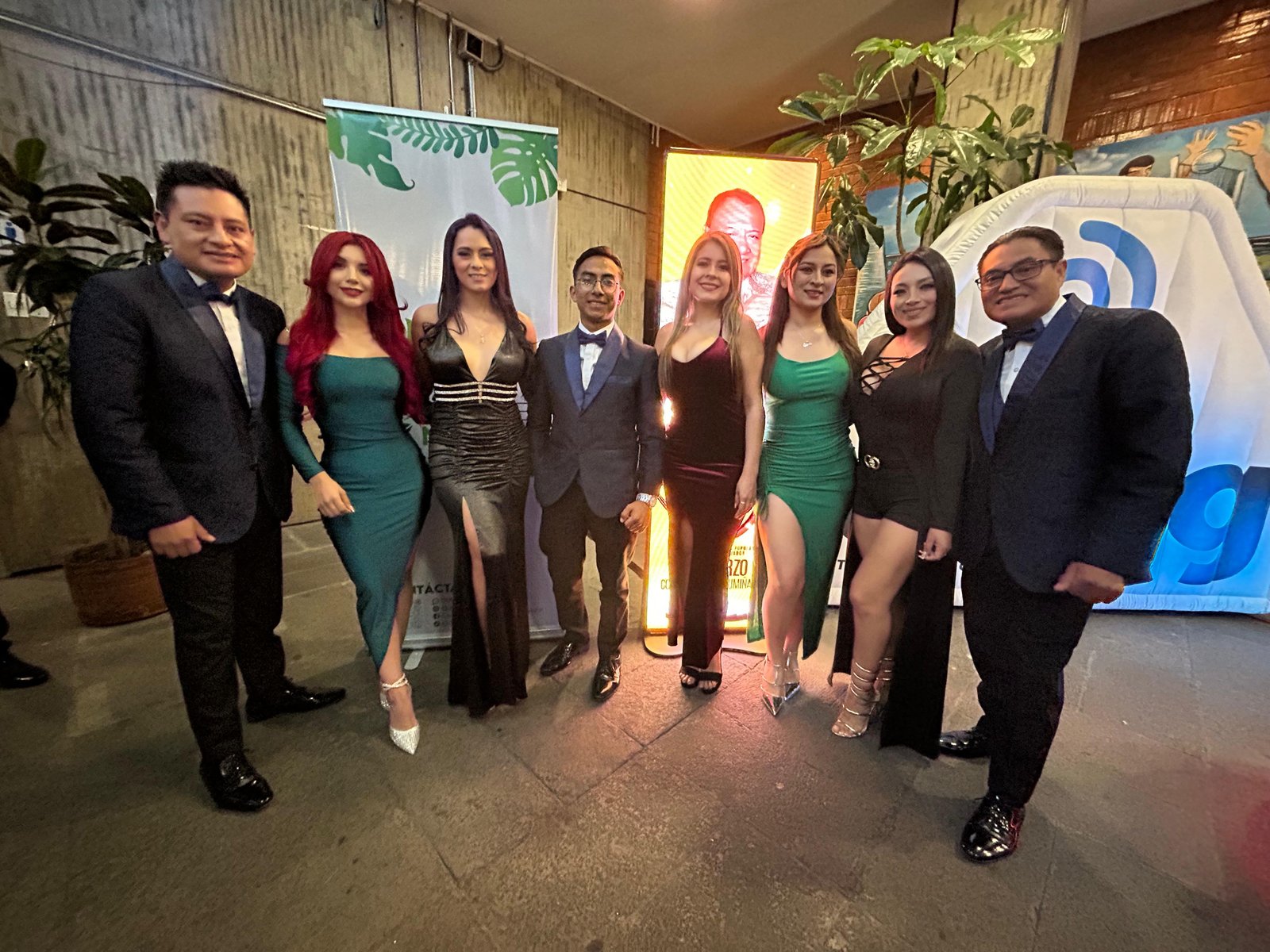 Trío musical con cobertura nacional
